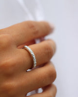 Rock Classic Diamantring aligned - 18kt Hvidguld