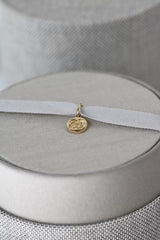 Inner Peace Rodchakra vedhæng - 18kt Rødguld