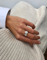 Rock Classic Round Diamantring - 18kt Hvidguld