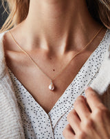 Fryd Pink perle vedhæng S - 18kt Hvidguld