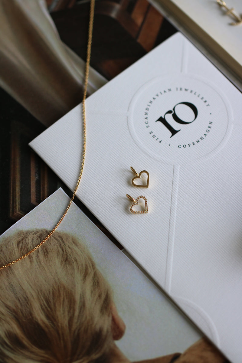 Symbols Open Heart diamant vedhæng - 18kt Hvidguld