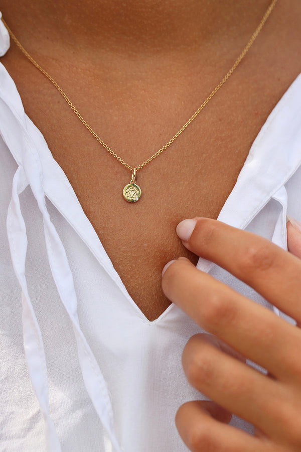 Inner Peace Solar Plexus Chakra vedhæng - 18kt Rødguld